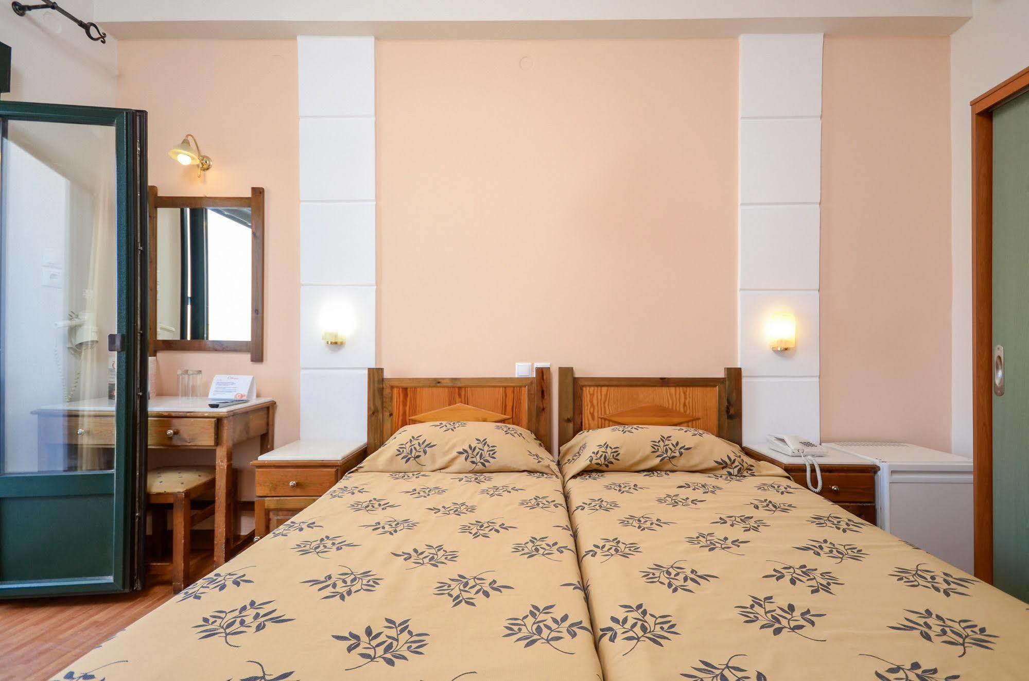 Hotel Coronis Naxos City Zewnętrze zdjęcie